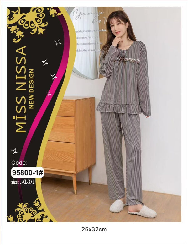Elegant and Cozy Nightwear for Relaxation, Style, and Ultimate Comfort DS